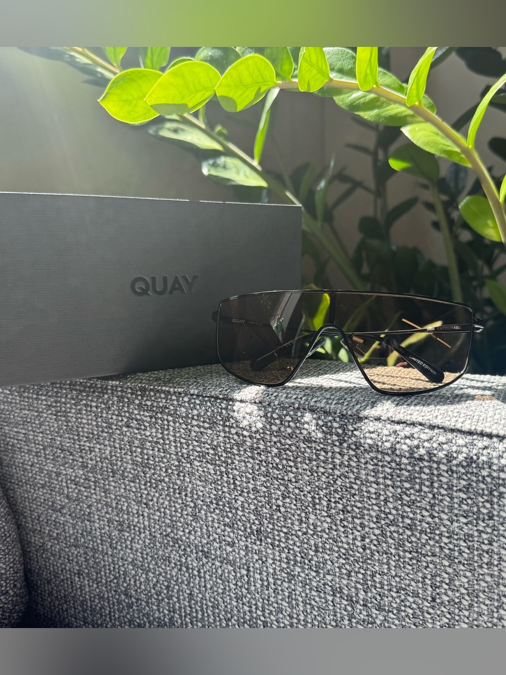 Quay Shield Sunglasses in Dark Brown/Black